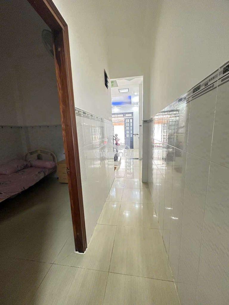 Full nội thất 4x17 trệt 2 lầu 3pn sân thượng tch10 hẻm thông 5m - Ảnh 3