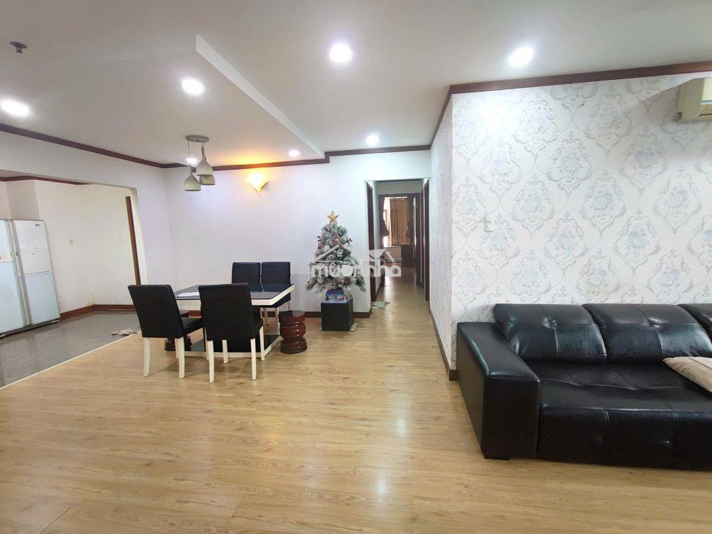 Cho thuê căn hộ giai việt q.8 3pn có nội thất - 3