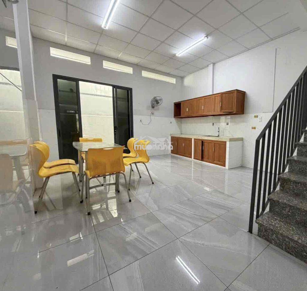 Hẻm xe hơi thoại ngọc hầu 4.5x17, 1 lầu, 2 phòng, 15 tr - Ảnh 2
