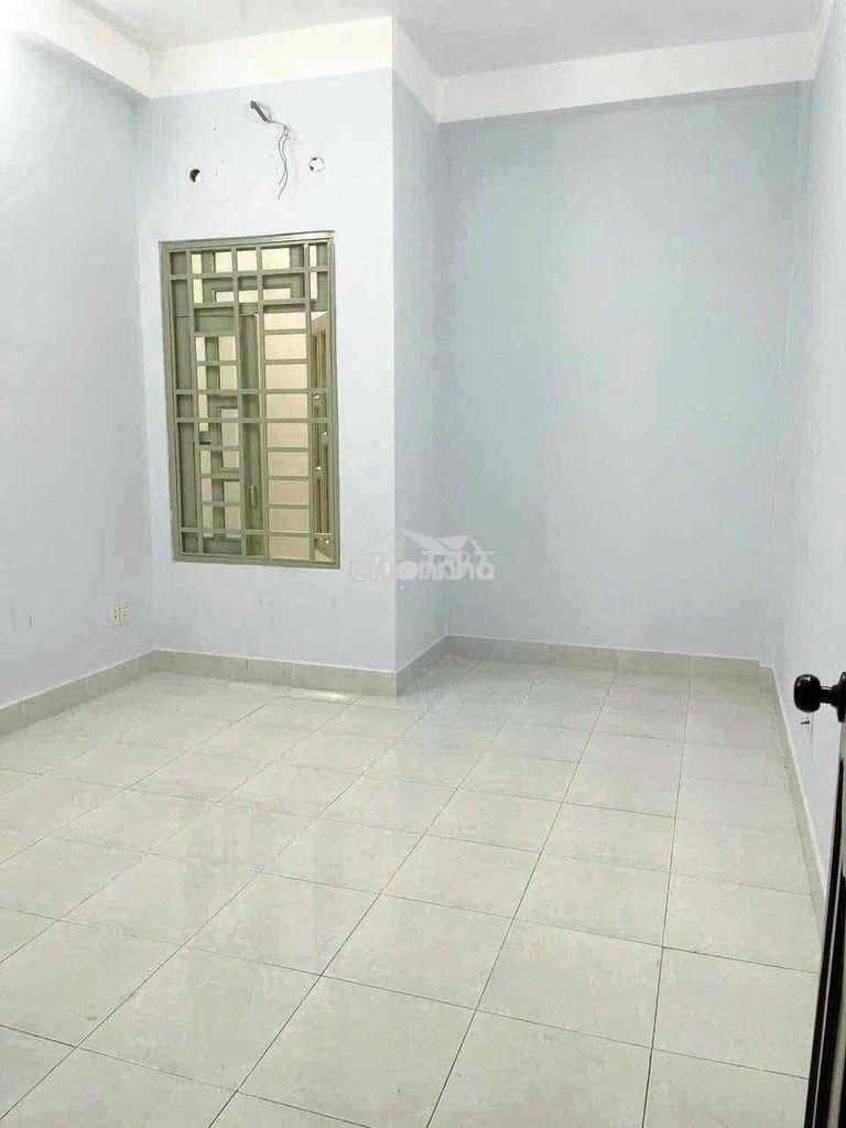 Nhà 1 trệt 3 lầu 5pn 4x18m hẻm xe hơi đường lâm văn bền - Ảnh 3