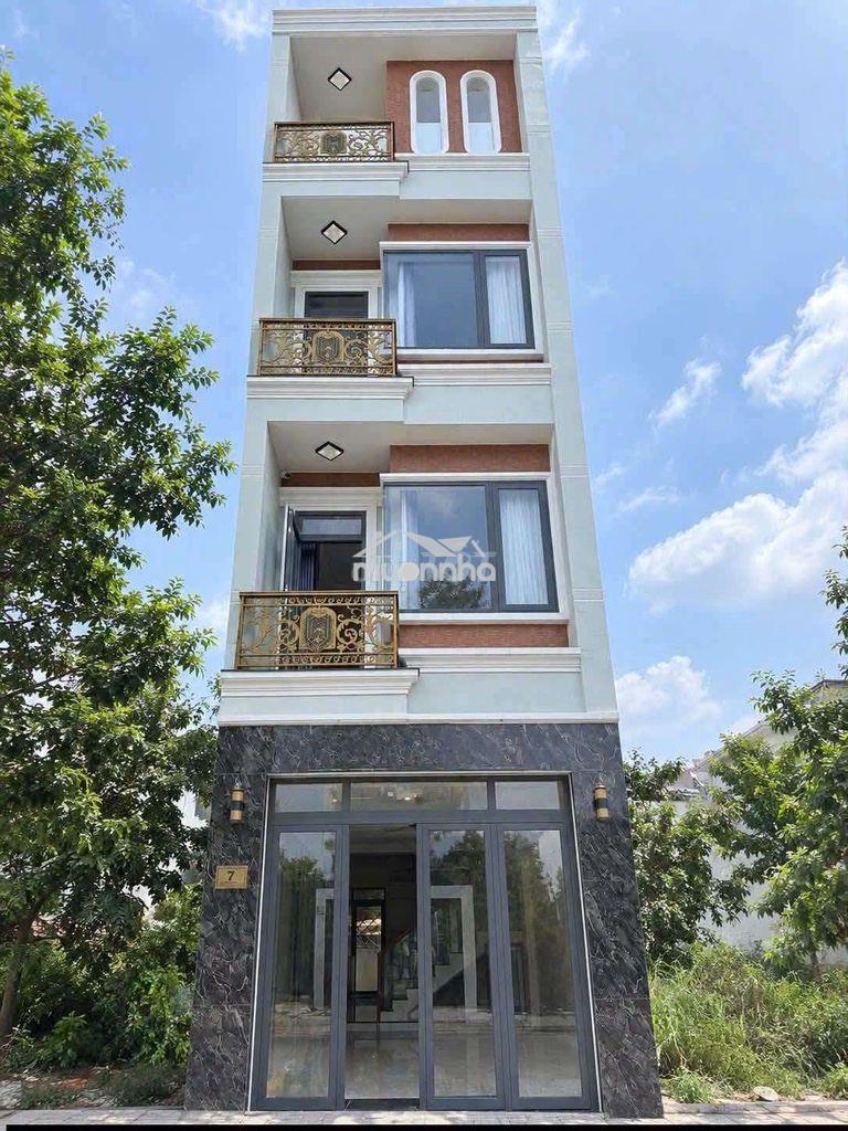 Nhà 3 tấm gần làng đại học quốc gia