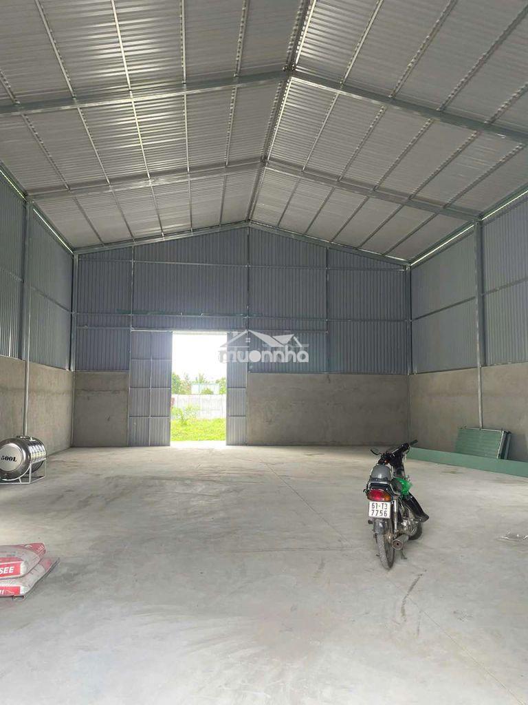 Cho thuê nhà xưởng 600m2 - 2