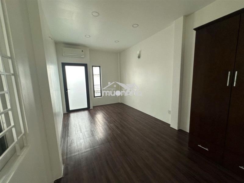 Cho thuê nhà góc 2 mặt hẻm 435 nguyễn tri trương, q10,