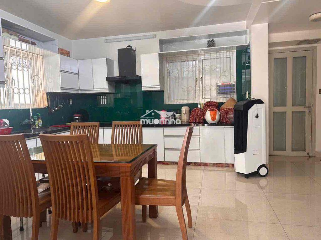 Cho thuê biệt thự gần aeon đối diện công viên dt 10x20 xd 1 hầm 2lầu. - Ảnh 2