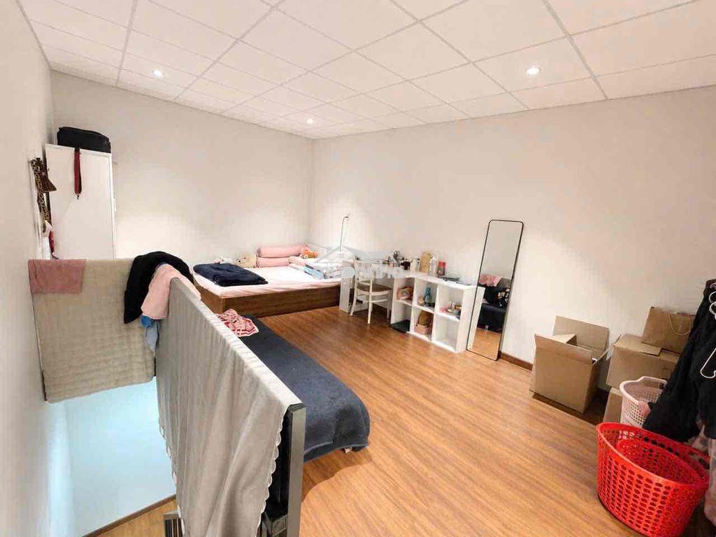 1 trệt 1 lầu có thểm làm văn phòng nhỏ lẻ - Ảnh 4