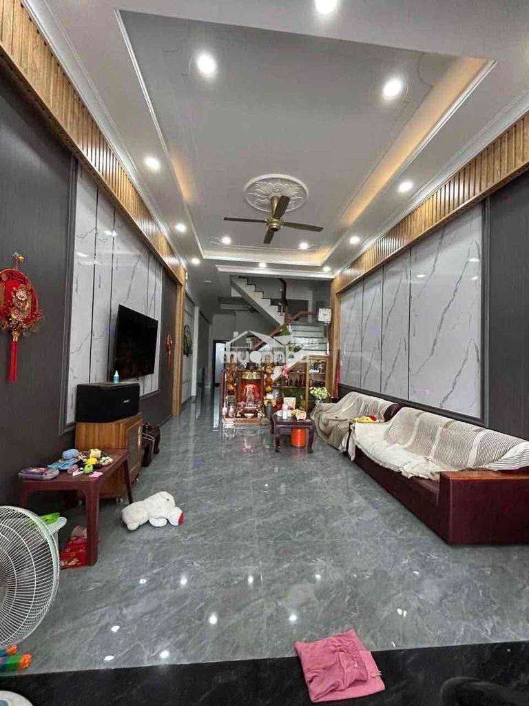 Chính chủ bán nhà đông hoà- 1 trệt 1 lầu sân thượng oto thoải mái - Ảnh 3
