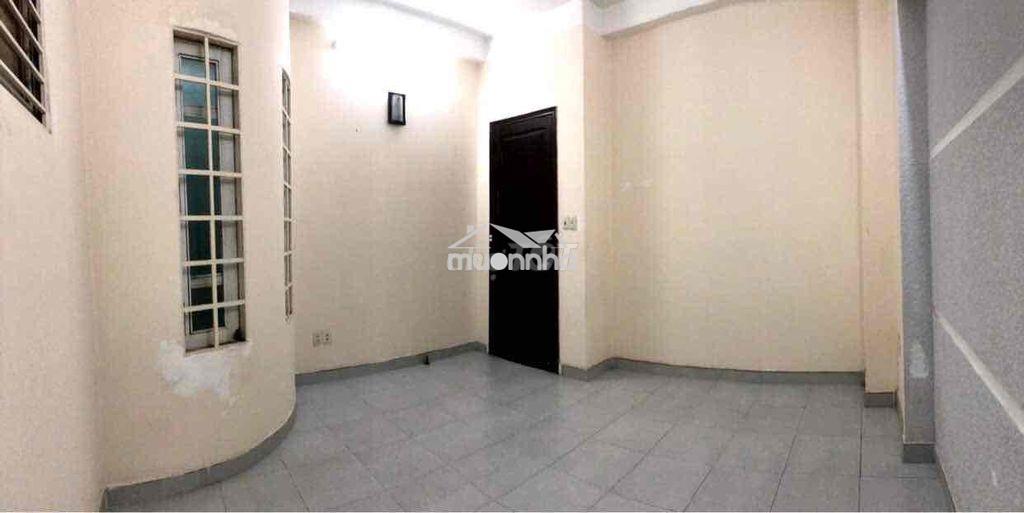 Nhà nguyên căn hảm xe hoie 4x15 đúc 1t2lst 4pn 4wc - Ảnh 3