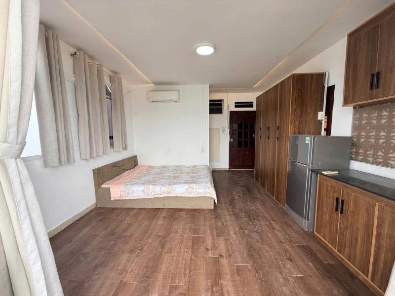 Cho thuê căn hộ 1pn tách bếp ban công nội thất gỗ (gần đại học văn lang) | đặng thùy trâm, bình thạnh - Ảnh 2