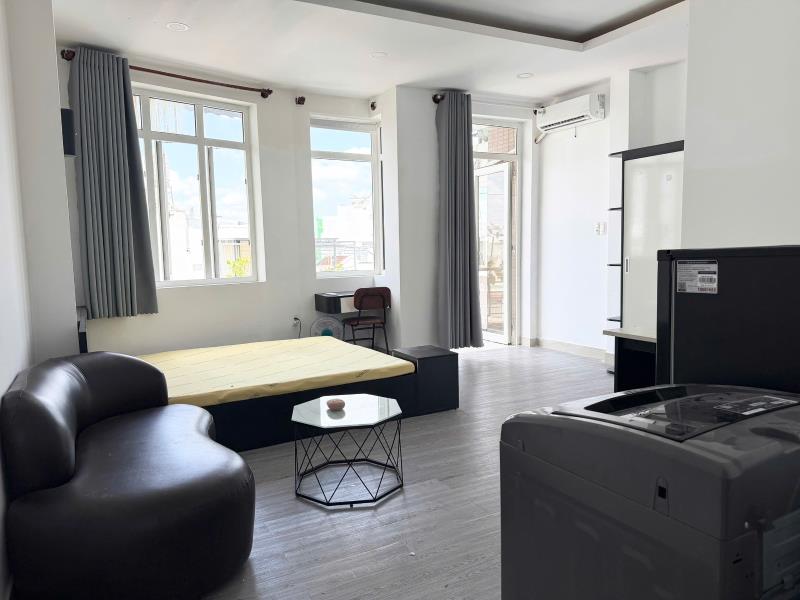 Cho thuê căn hộ 45m² ban công, máy giặt riêng nguyễn thượng hiền, phú nhuận tiện qua q1 và q3. - Ảnh 2