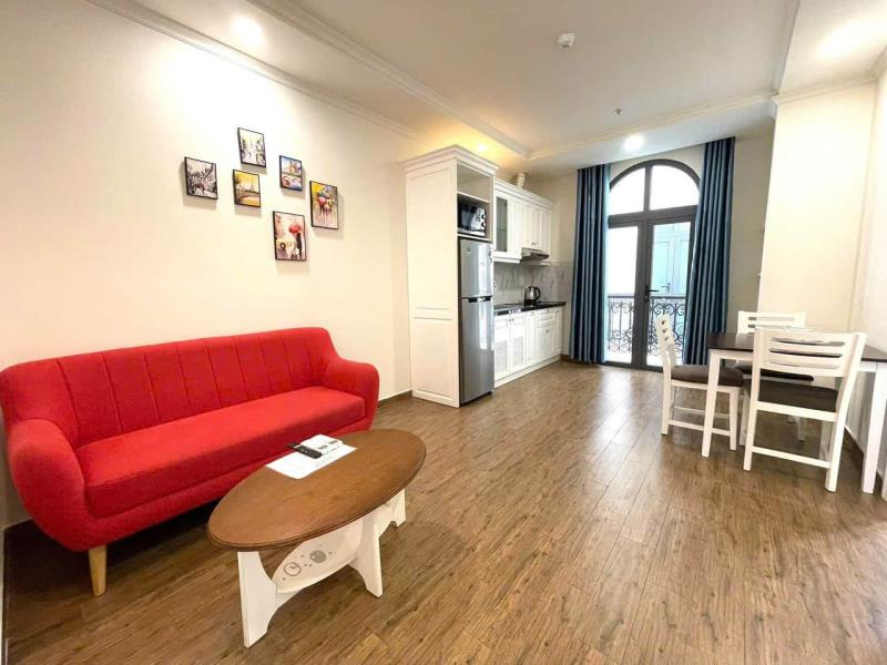 Cho thuê căn hộ 2pn luxury balcony full nội thất rộng 60m2 ngay thảo điền, quận 2 th
