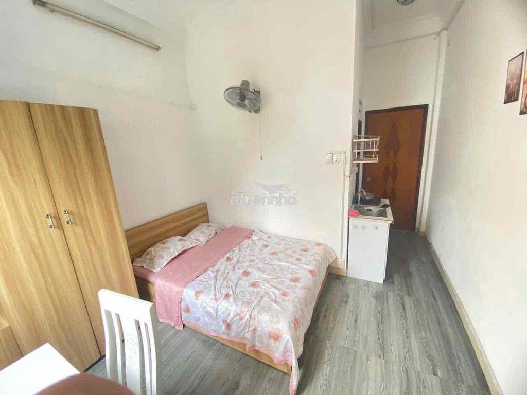 Chdv full nội thất 18m2 ngay trung tâm quận 1 giá sv 4.5tr - Ảnh 3