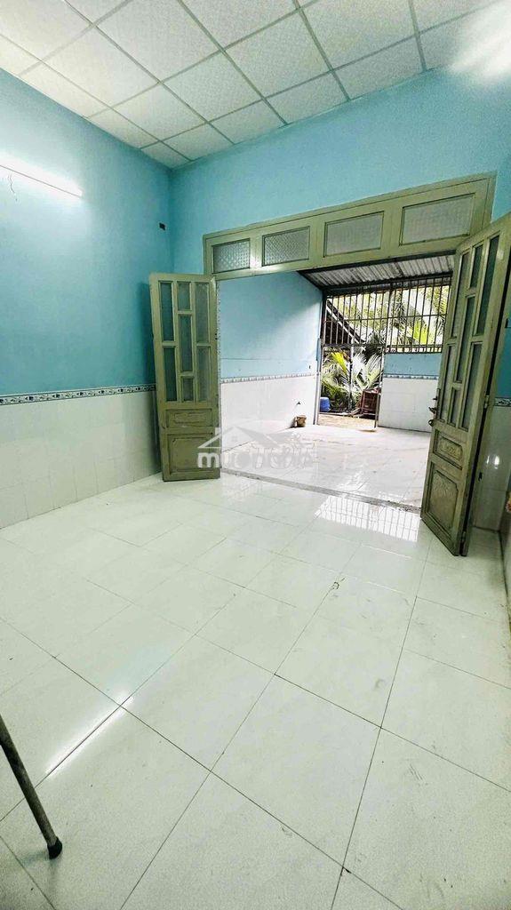 Nhà mới đa phước bình chánh - 4x18m 72m² - c4 2pn - sân để xe rộng - g