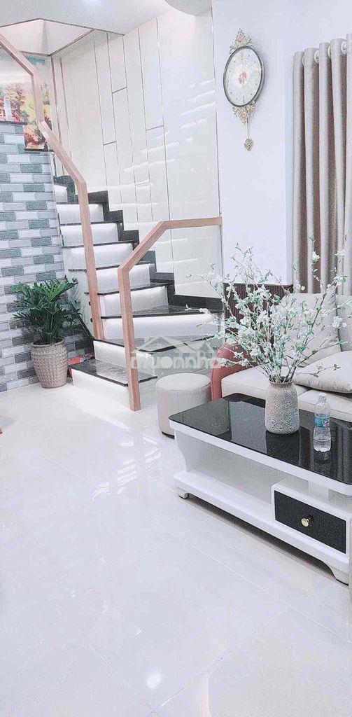 Bán nhà đường nguyễn văn luông 2 tầng 25m2 chỉ 2,58 tỷ tl