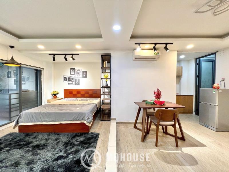 Cho thuê căn hộ studio cực rộng bancol thoáng ngay sân bay - Ảnh 3