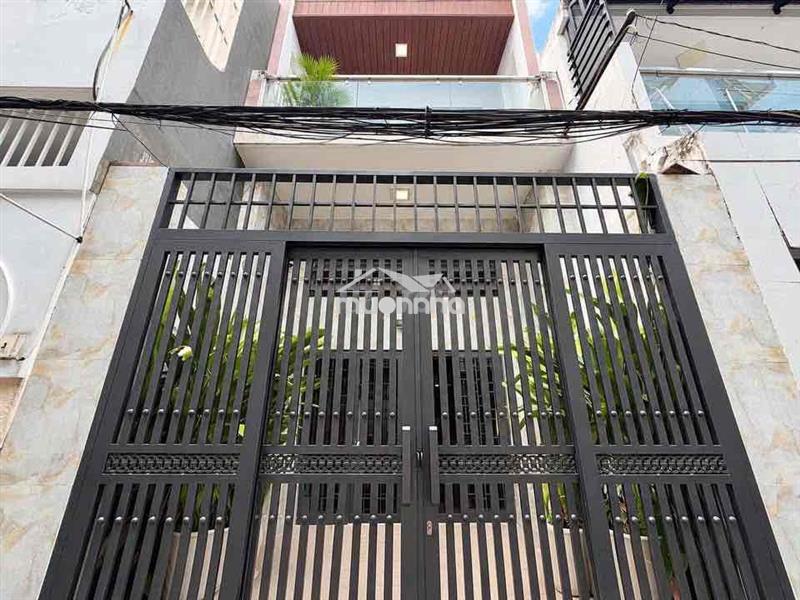 Khu huýnh văn bánh • 61m2, 3 tầng • 20m ra mặt tiền