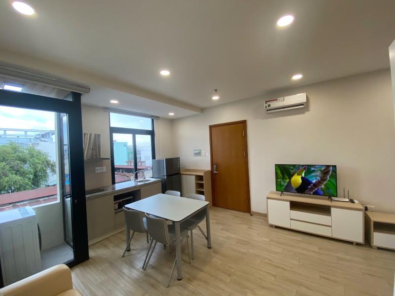 1 phòng ngủ ban công có sofa máy giặt riêng | nơ trang long bình thạnh - Ảnh 2