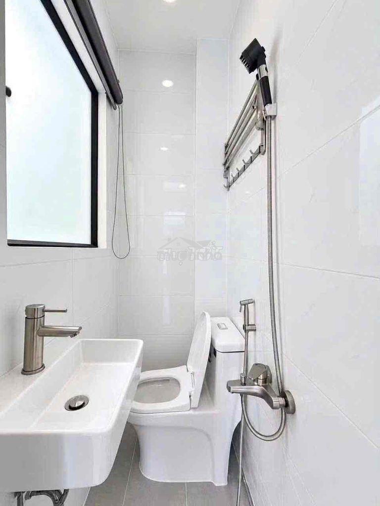 Nhà 2 lầu đẹp ntcc nguyễn lâm chỉ 8 triệu - Ảnh 2
