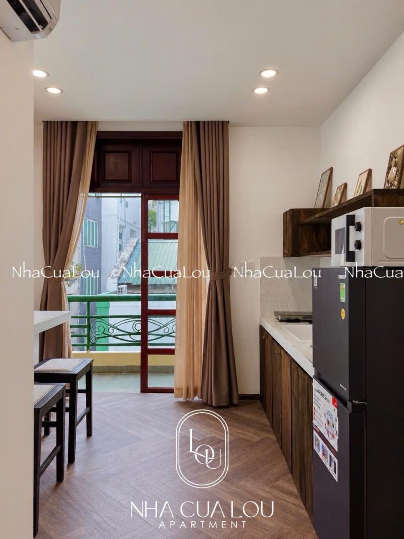 Cho thuê căn hộ 1 phòng ngủ-cửa sổ thoáng- ban công rộng- bếp riêng- quận 1 – nguyễn thị minh khai