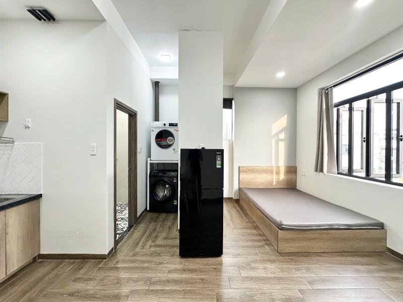 Cho thuê căn hộ có ban công và cửa sổ lớn full nội thất đường xô viết nghệ tĩnh quận bình thạnh, sát q1, ngã tư hàng xanh - Ảnh 2