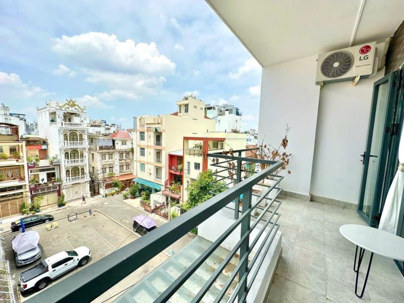 Cho thuê căn hộ ban công lớn, full nội thất & máy giặt riêng - phan xích long giao phan đăng lưu, phú nhuận gần đại học mỹ thuật - Ảnh 2