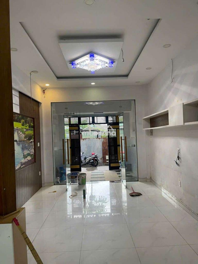 Nhà 3 tầng hẻm 6m thông – dòng tiền 10tr/tháng – chỉ 6,8 tỷ