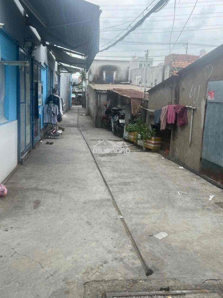 Ngan4 m dai18 m lửng quốc lo 50 vao200 m đường xe hơi tổng 72 m