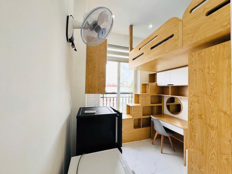 Duplex gác cao cửa sổ lớn - máy giặt riêng gần chợ bà chiểu - phạm văn đồng - quận 1