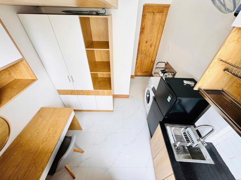 Duplex gác cao cửa sổ lớn - máy giặt riêng gần chợ bà chiểu - phạm văn đồng - quận 1 - Ảnh 2