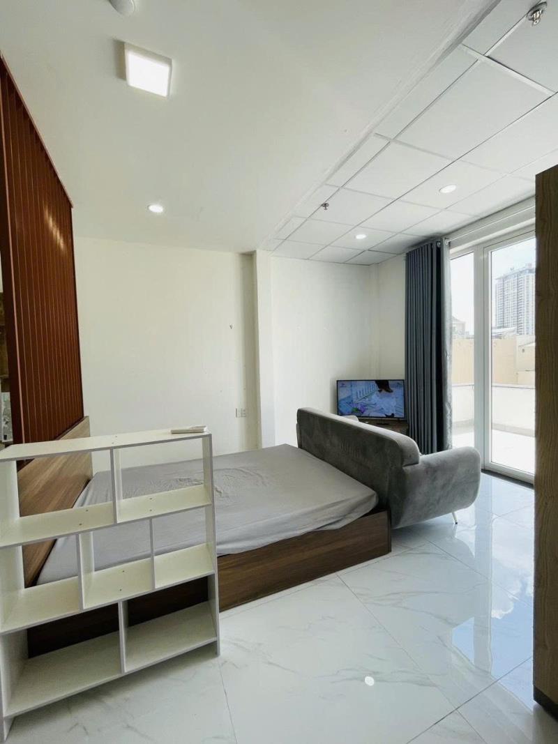 Penhouse quận 1 + bancol siêu to - Ảnh 3