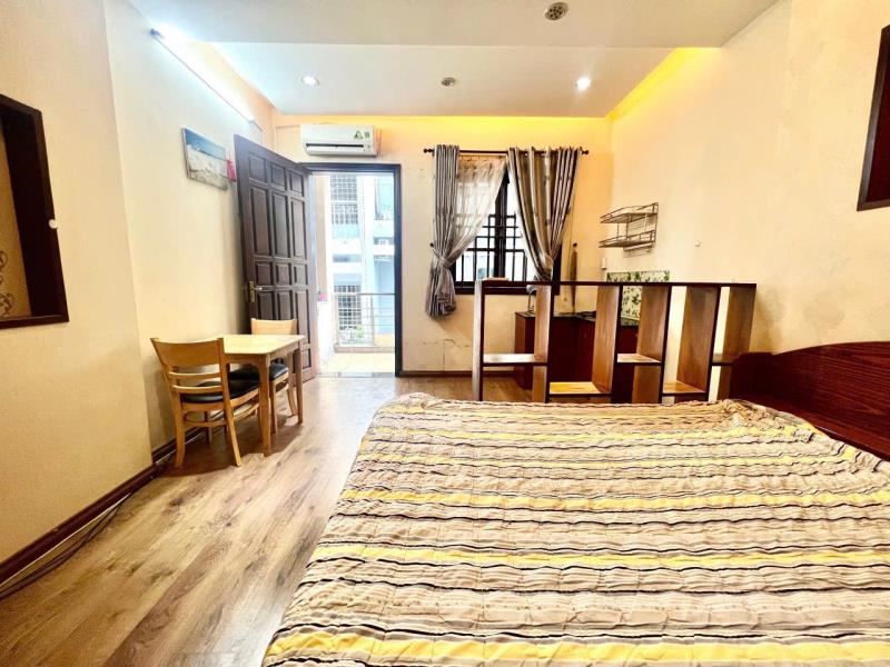 Cho thuê căn hộ có ban công rộng thoáng mát full nội thất đường nguyễn cửu vân quận bình thạnh, sát quận 1 - Ảnh 3