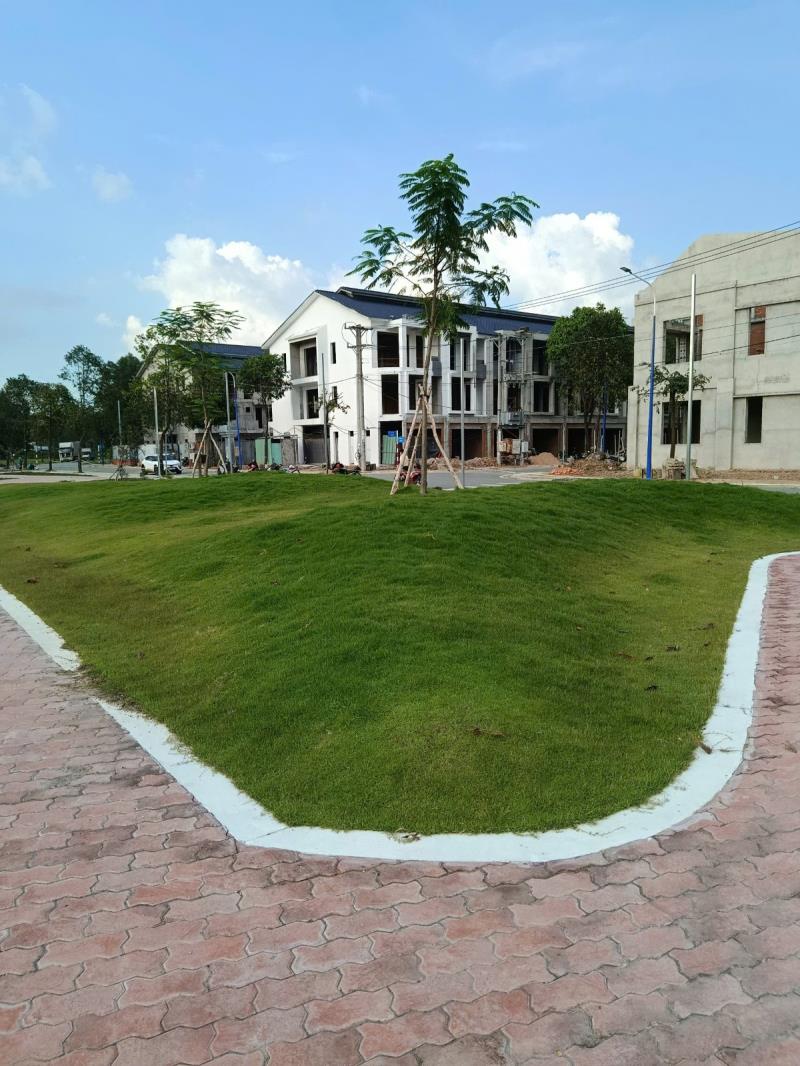 🏡 Shop house , – nhà phố becamex tp mới bình dương. 5x30 - 150m² giá chỉ từ 4,6 tỷ
