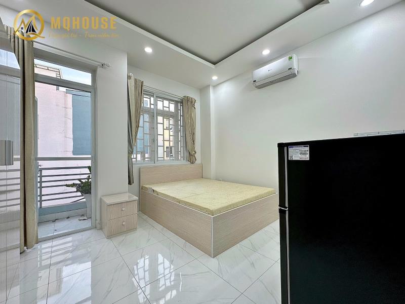 Căn hộ ban công full nội thất giờ giấc tự do ngay cv hoàng văn thụ 