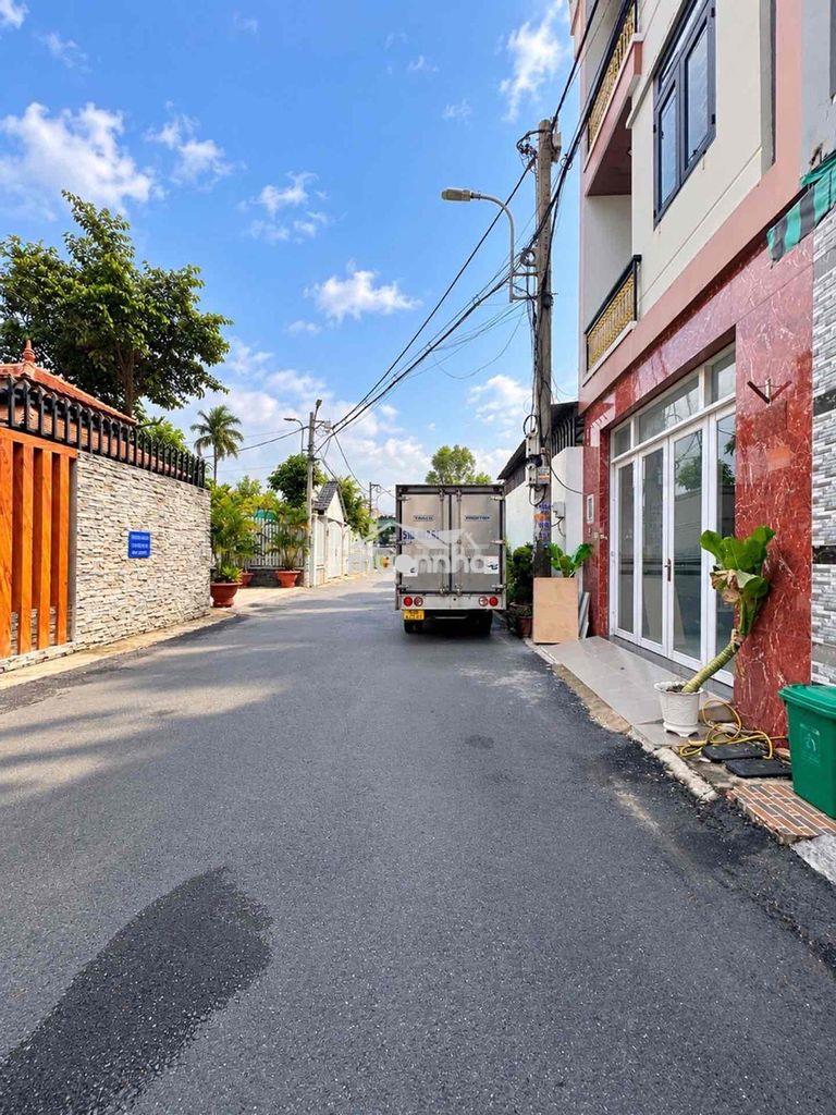 Nhà đẹp 4 tầng ngay ngã 3 đông quang - hẻm 8m oto thông - chỉ hơn 5 ty - Ảnh 2