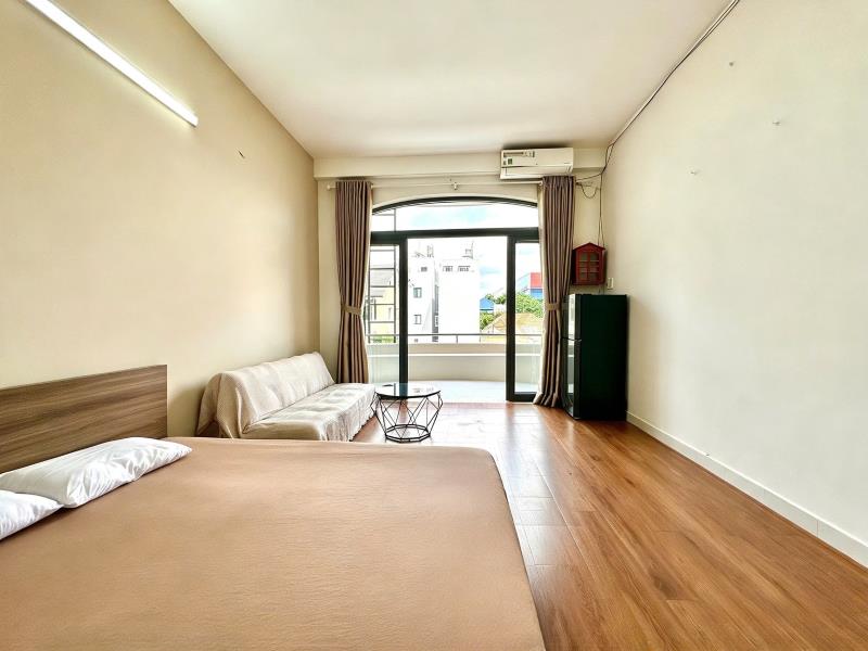 Cho thuê căn hộ tách bếp full nội thất, ban công lớn – nguyễn gia trí, bình thạnh | ngay hàng xanh, gần quận 1, uef, uth, ftu2 - Ảnh 2