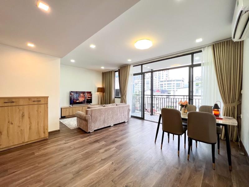 Cho thuê căn hộ 2pn 70m2 có ban công - ngay tại hoàng sa, bình thạnh gần chợ phú nhuận, công viên gia định, giáp ranh quận 1, quận 3