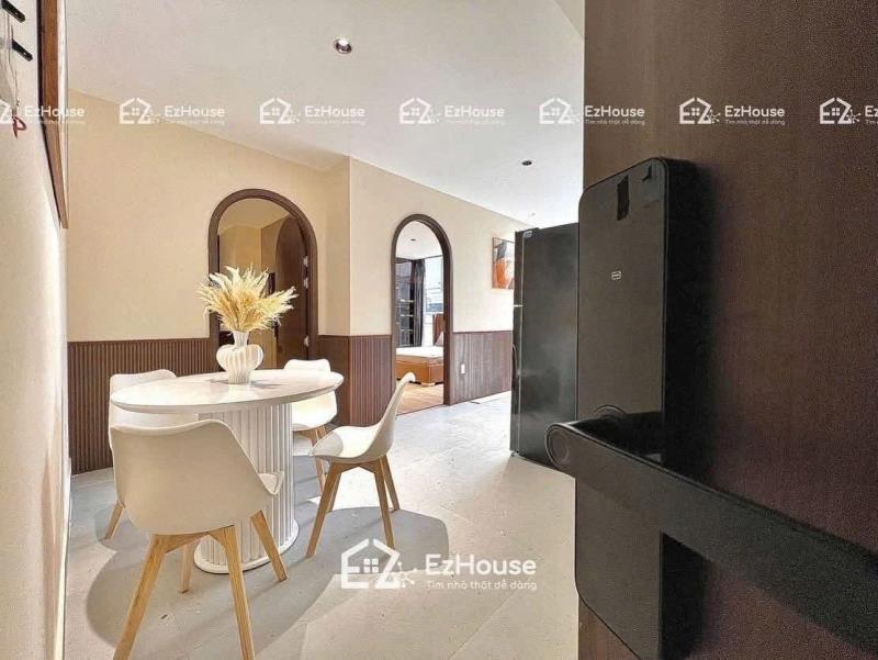 Cho thuê căn hộ 2 phòng ngủ full nội thất gần ngã ba thành thái quận 10