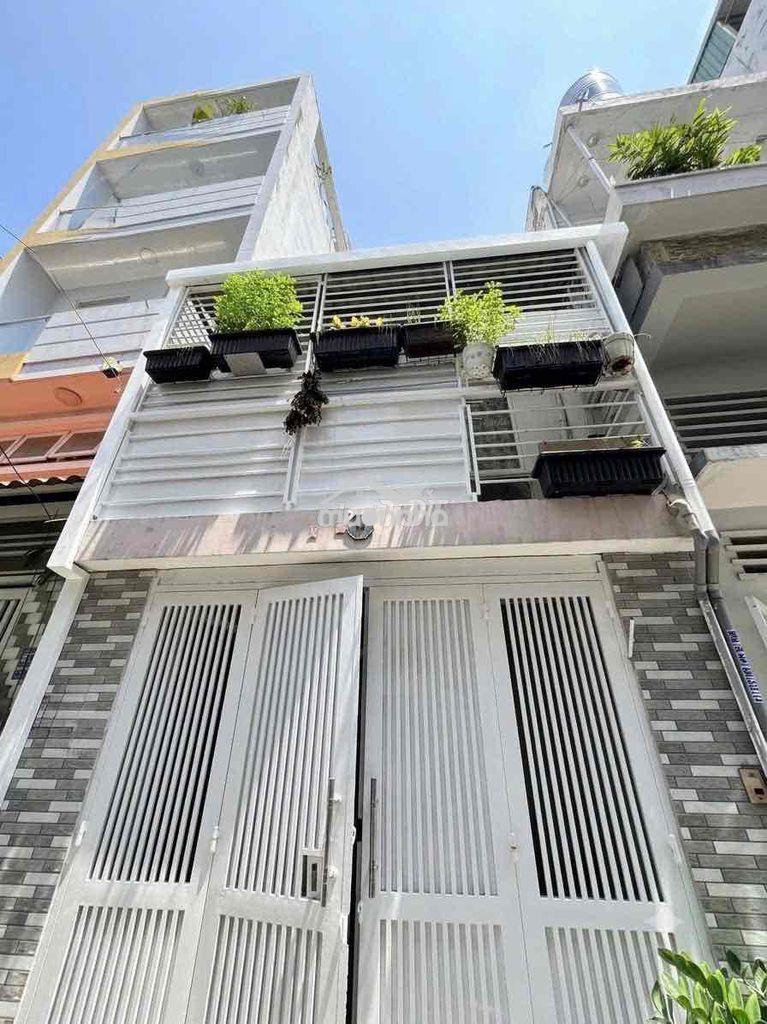 Khu vip xiu vị trí nhà ở chủ xây để ở nên rất tâm huyết rất kiên cố