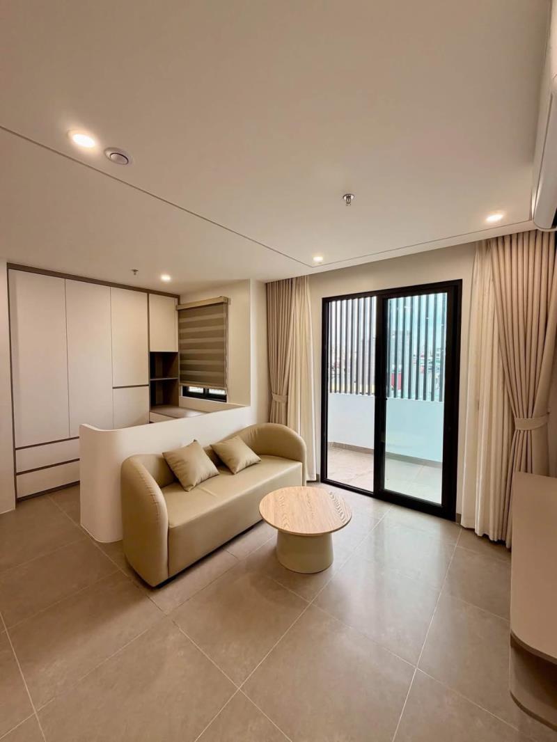 Cho thuê căn hộ 1pn - 45m2 tách bếp có ban công tone sáng - ngay tại đinh tiên hoàng, bình thạnh gần chợ bà chiểu và giáp với quận 1 - Ảnh 2