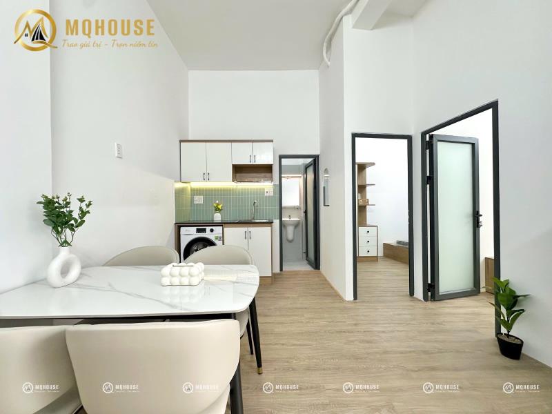 Cho thuê căn hộ 2pn bancol cực thoáng - đường lạc long quân - ngay ngã tư 7 hiền và bv thống nhất