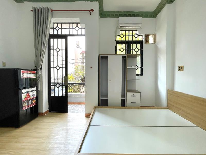Cho thuê căn hộ ban công full nội thất giờ giấc tự do ngay etown cộng hoà - Ảnh 2