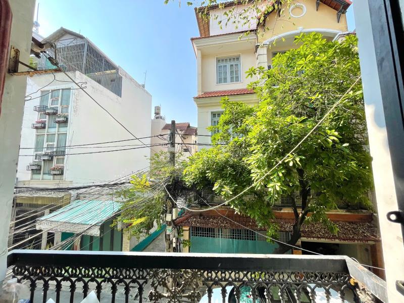 Cho thuê căn hộ ban công full nội thất giờ giấc tự do ngay etown cộng hoà - Ảnh 4