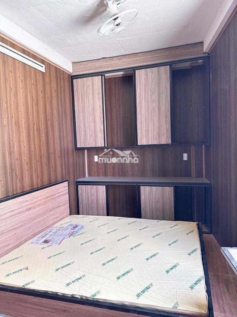 🔥🔥Phòng 35m² có nội thất,  mới 100%, ngay phú mỹ hưng, giữ xe free