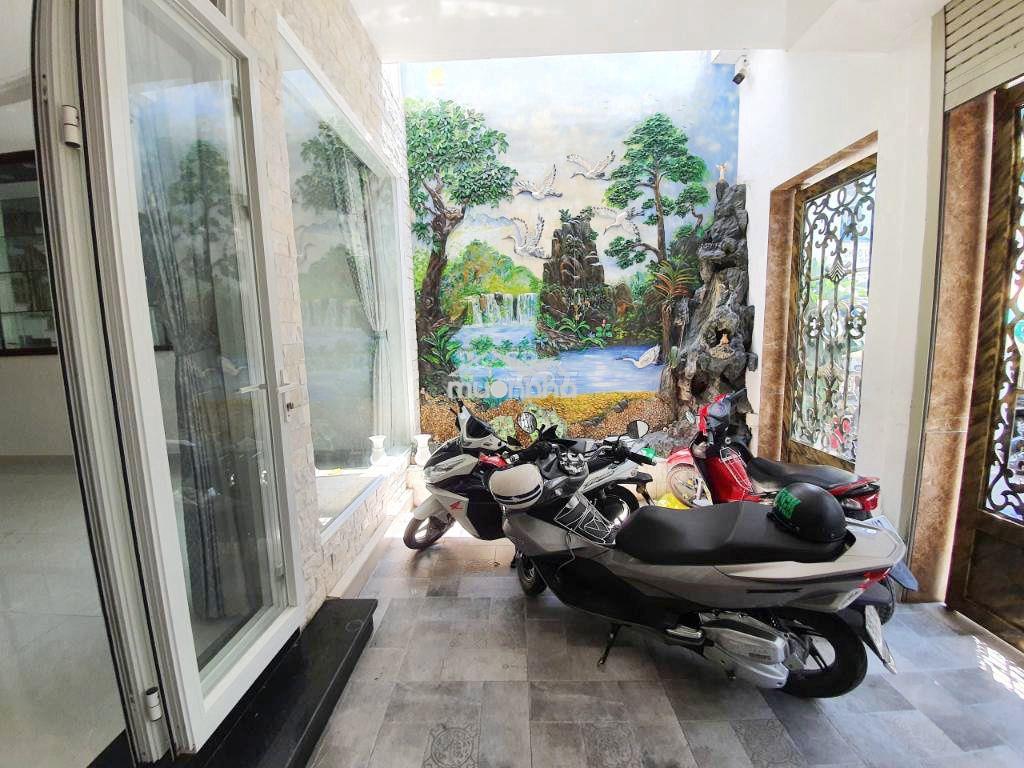 Bán nhà hẻm ô tô 3 tháng 2 ngang hơn 4m 3 tầng giá chỉ 5,6 tỷ - Ảnh 3