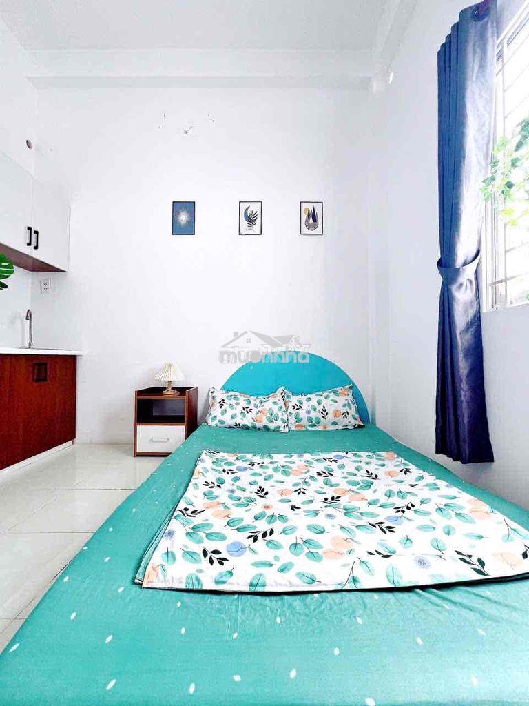 Phòng cửa số gió trời gần đại học maketing quận 7 - Ảnh 3