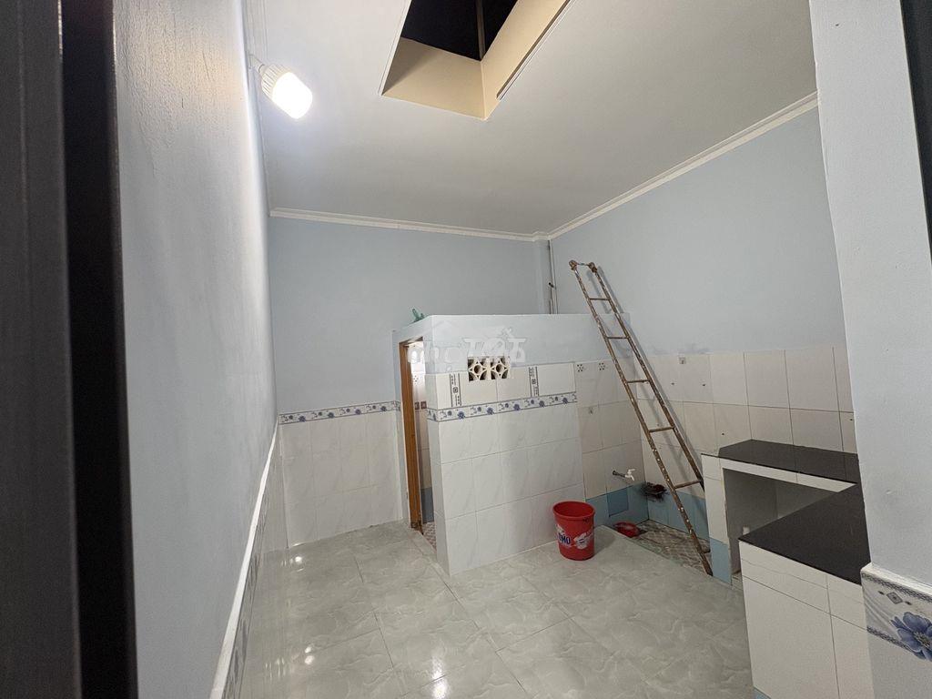 Cho thuê nhà nguyên căn 50m2 hẻm xe hơi trần kế xương, giá chỉ 8tr - Ảnh 3