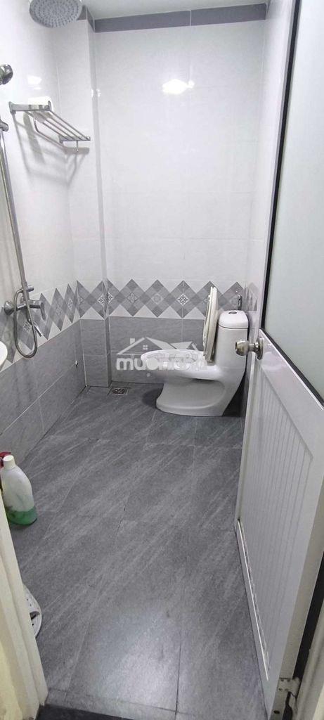 Nhà 3 tầng,3 máy lạnh,3pn,2wc sân thượng, gần vạn phúc city hbphuoc - Ảnh 4