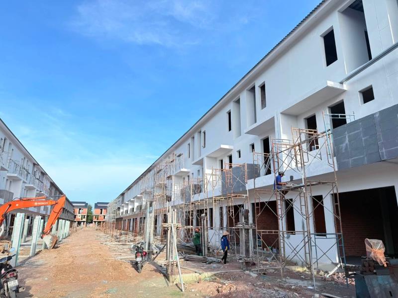 Đừng để dòng tiền nhàn rỗi – khám phá cơ hội nhà phố! - ***