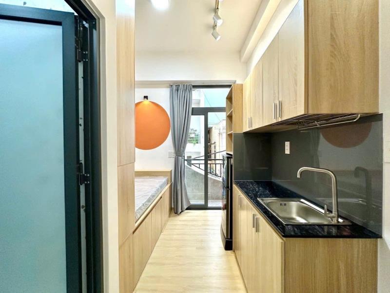 Cho thuê studio ban công rộng mát - bạch đằng, tân bình - full nội thất ngay sân bay