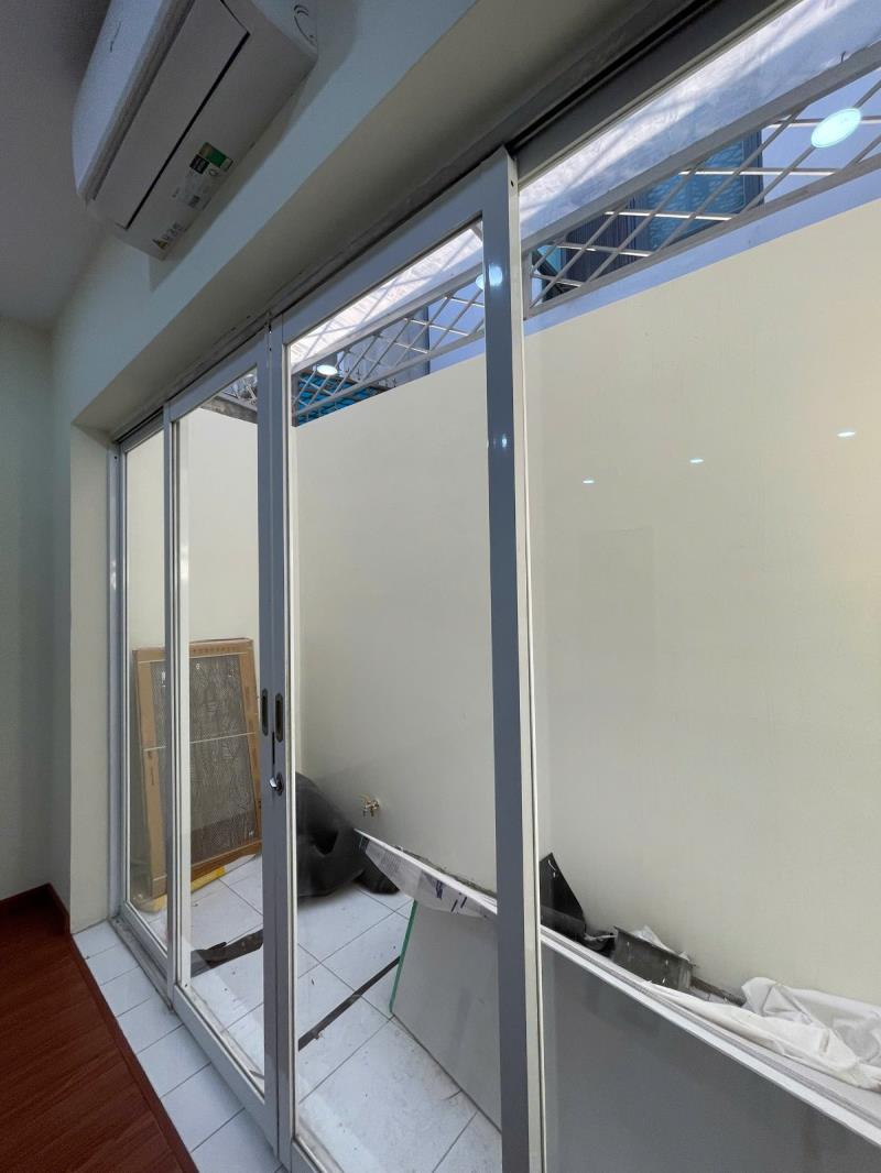 Sát mt đường đặng thùy trâm gần văn lang cs3 4x18m 2 tầng - Ảnh 4