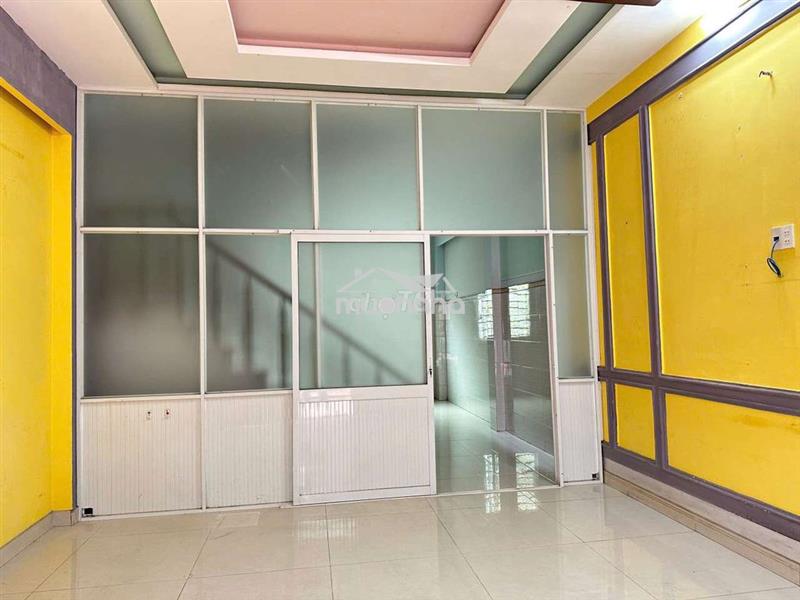 Nhà trệt 2 lầu 3pn st phạm văn đồng, hxh linh đông